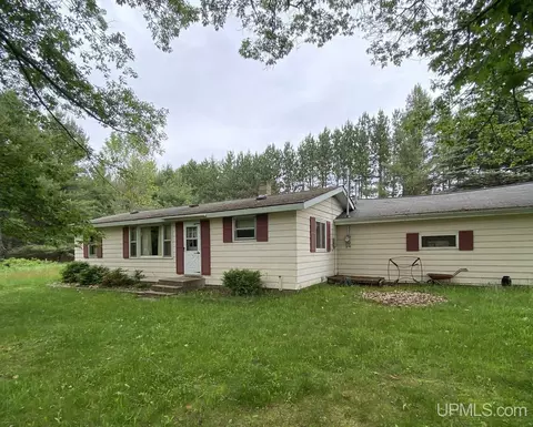 N3358 Quinnesec Lake Antoine, Iron Mountain, MI 49801