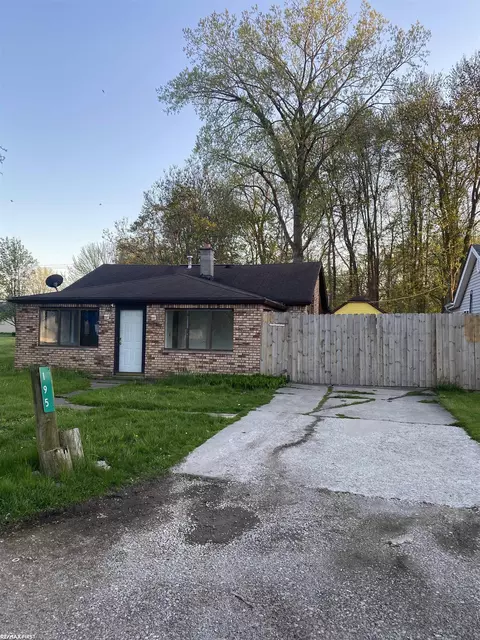 195 Williams, Harsens Island, MI 48028