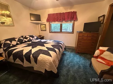 28195 W Maple, Eckerman, MI 49728 photo 8
