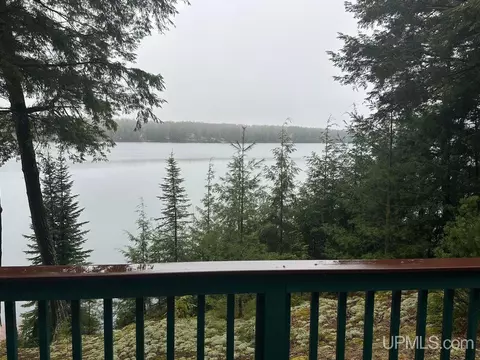 28195 W Maple, Eckerman, MI 49728 photo 3