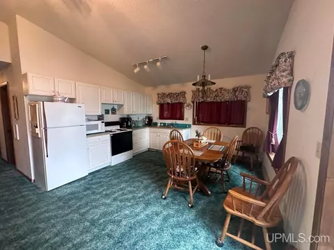 28195 W Maple, Eckerman, MI 49728 photo 6