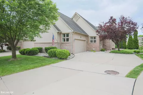 14935 Stoney Brk, Utica, MI 48315