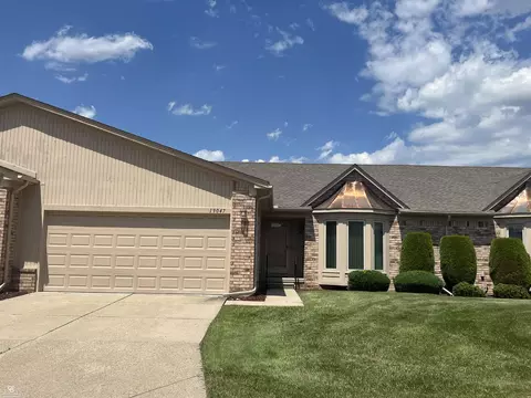 19047 Fortuna, Clinton Township, MI 48038