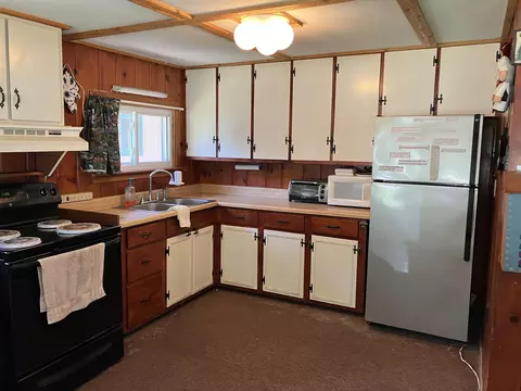6439 Oak, Gladwin, MI 48624 photo 12