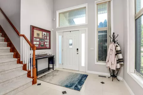 Entry Way - 48942 Jefferson, Macomb, MI 48044 photo 1 of 3
