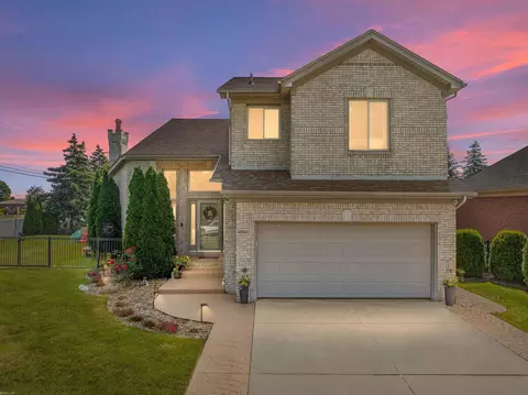 48942 Jefferson, Macomb, MI 48044