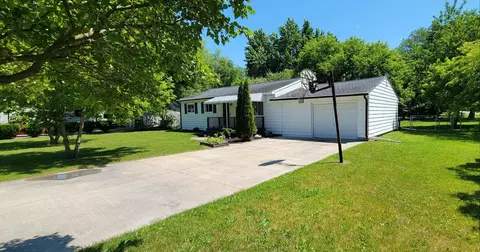 2993 Douglas, Bay City, MI 48706
