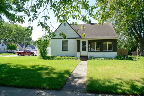 18150 Common, Roseville, MI 48066