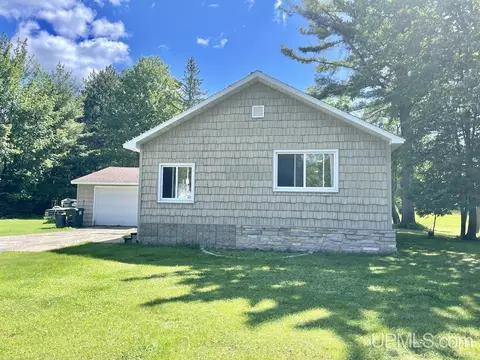 6690 M, Escanaba, MI 49829 photo 29