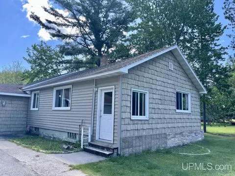 6690 M, Escanaba, MI 49829 photo 28