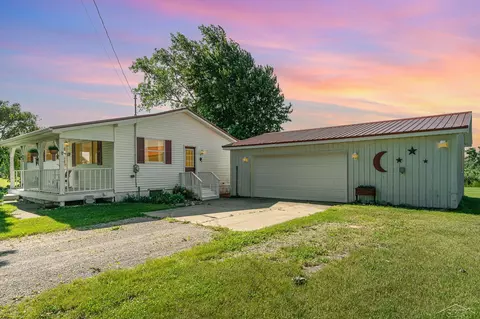 16463 Geddes, Hemlock, MI 48626