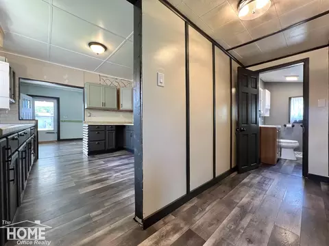 401 Maple, Owosso, MI 48867 photo 14