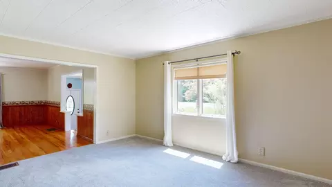 Living - 4161 E Dodge, Clio, MI 48420 photo 5 of 7
