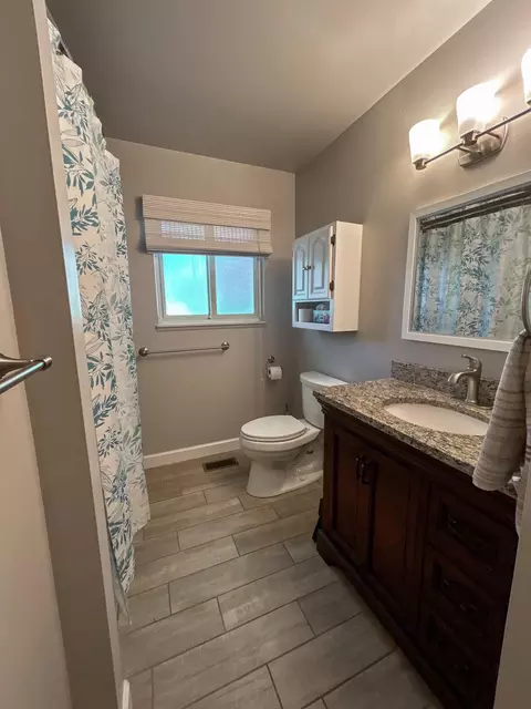 2044 Cambrian, Flint, MI 48532 photo 21