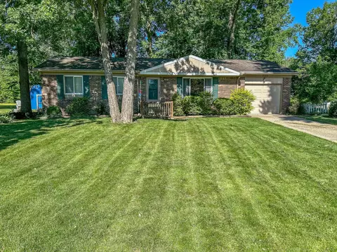 2044 Cambrian, Flint, MI 48532