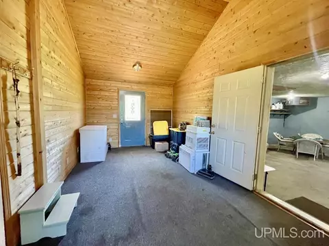 8766 32nd, Rapid River, MI 49878 photo 3