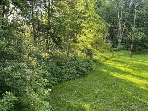 Exterior - 37217 Ecorse, Romulus, MI 48174 photo 6 of 9