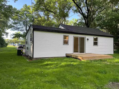 Exterior - 37217 Ecorse, Romulus, MI 48174 photo 3 of 9