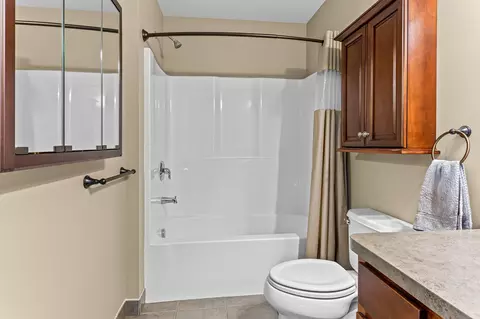 Bath - 2713 Aralia, Howell, MI 48855 photo 2 of 6