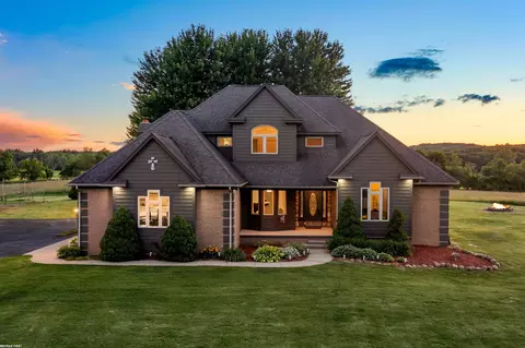 5914 Timberwood, Almont, MI 48003