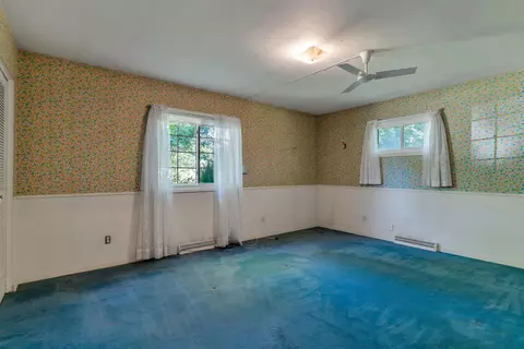 Bedroom - 6187 Torrey, Flint, MI 48507 photo 1 of 7