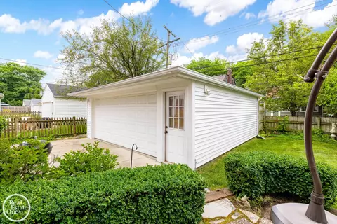 287 Mcmillan, Grosse Pointe Farms, MI 48236 photo 53