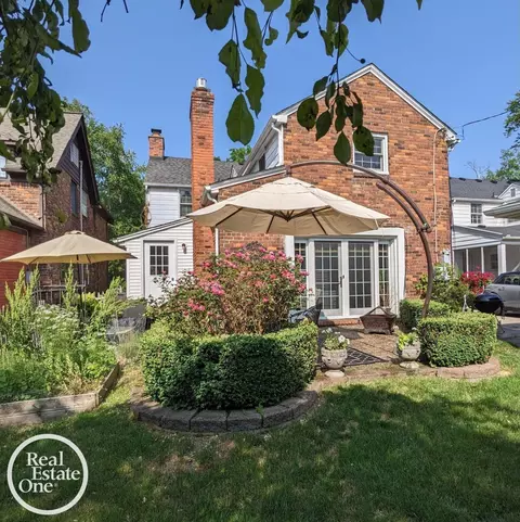 287 Mcmillan, Grosse Pointe Farms, MI 48236 photo 4