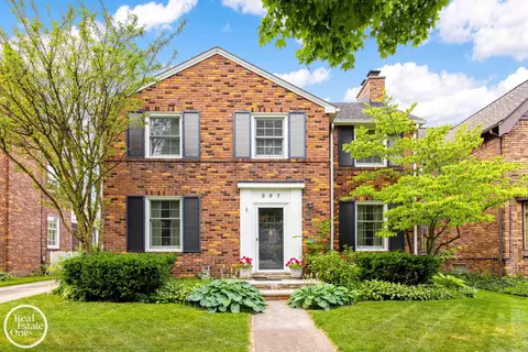 287 Mcmillan, Grosse Pointe Farms, MI 48236