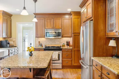 287 Mcmillan, Grosse Pointe Farms, MI 48236 photo 15