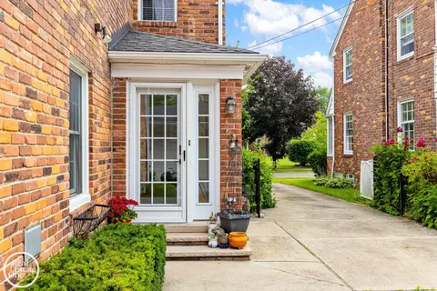 287 Mcmillan, Grosse Pointe Farms, MI 48236 photo 48