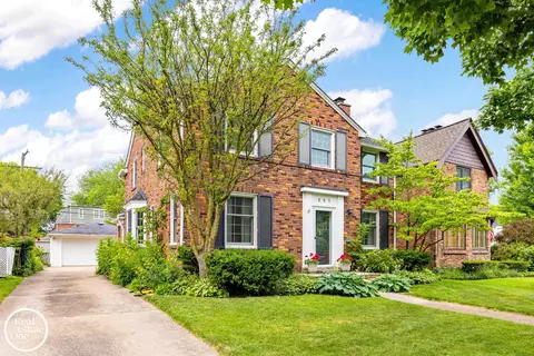 287 Mcmillan, Grosse Pointe Farms, MI 48236 photo 2