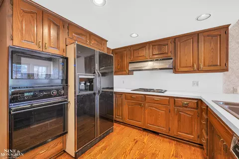 54 Willow Tree, Grosse Pointe Shores, MI 48236 photo 16