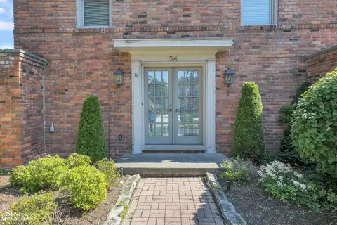 54 Willow Tree, Grosse Pointe Shores, MI 48236 photo 5