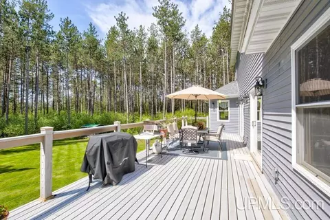 2893 14th, Escanaba, MI 49829 photo 46