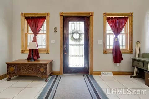 2893 14th, Escanaba, MI 49829 photo 7