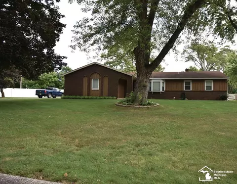 6570 Centennial, Temperance, MI 48182