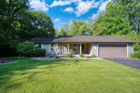 3290 Thornhill, Adrian, MI 49221