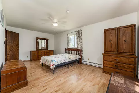 Bedroom - 83 S Knight, Munger, MI 48747 photo 2 of 4