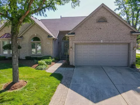 45708 Hillsboro #12, Macomb, MI 48044