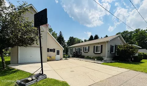 9028 Hadley, Atlas, MI 48411