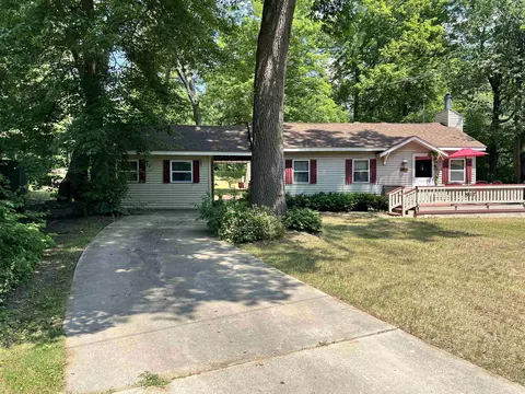 917 Oak, Lake, MI 48632