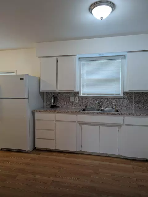 Kitchen - 2802 Wilton, Flint, MI 48506 photo 2 of 6