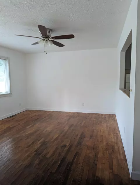 Living - 2802 Wilton, Flint, MI 48506 photo 1 of 2