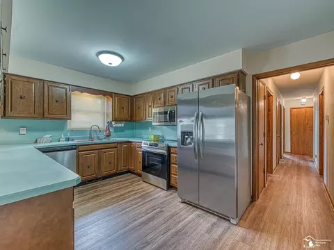 Kitchen - 1110 Borg, Temperance, MI 48182 photo 2 of 3