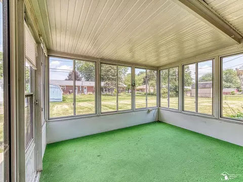 Exterior - 1110 Borg, Temperance, MI 48182 photo 2 of 10