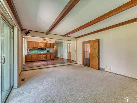 Living - 1110 Borg, Temperance, MI 48182 photo 6 of 7