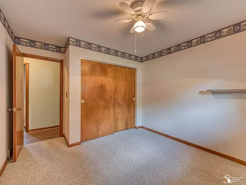 Bedroom - 1110 Borg, Temperance, MI 48182 photo 6 of 6