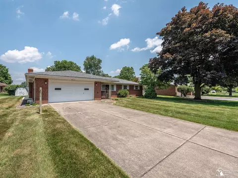 Exterior - 1110 Borg, Temperance, MI 48182 photo 9 of 10
