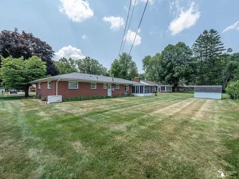 Exterior - 1110 Borg, Temperance, MI 48182 photo 4 of 10