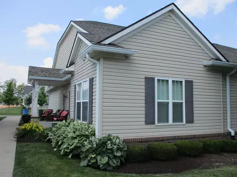 404 Brigg, Howell, MI 48855